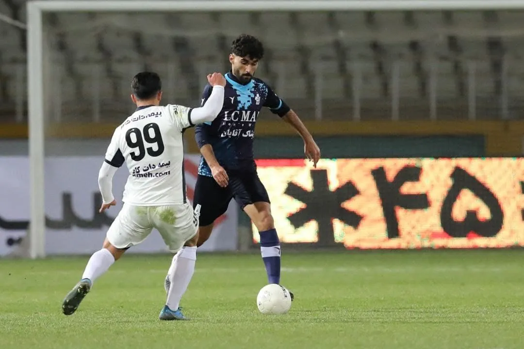 پرسپولیس قید جذب مدافع لیگ برتری را زد