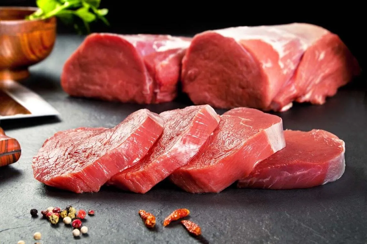 قیمت گوشت گاو و گوسفندی امروز ۷ فروردین ۱۴۰۴ / هر کیلو ران گوسفندی چند؟ + جدول