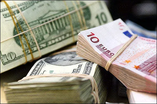 سهم دلار در ذخایر ارزی کشورها کاهش یافت