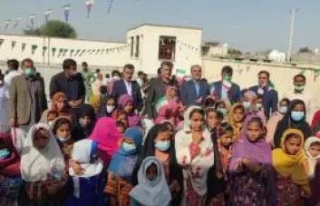 افتتاح مدرسه امید تجارت در روستای بمباسری چابهار