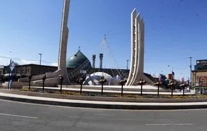 شهرداری یک زن در استان زنجان + عکس