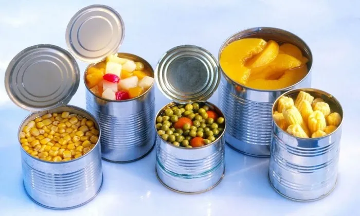 مایع داخل کنسرو مواد غذایی ضرر دارد؟ +عکس