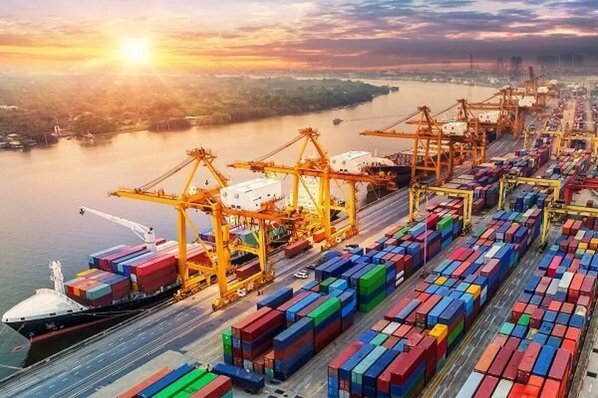 Iran’s non-oil trade hits over $24.6 bln in Q1: IRICA chief