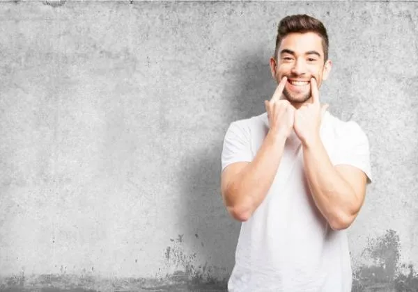 بدون بوتاکس و جراحی، چین و چروک های صورت را صاف کنید