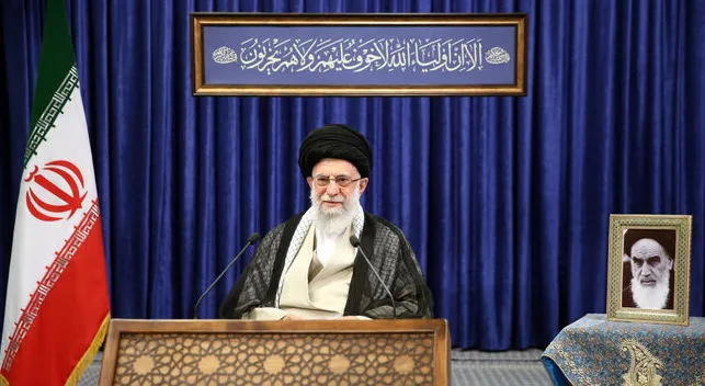 رهبر انقلاب: توقف نکنید و تحریم‌ های داخلی را هم دور بزنید