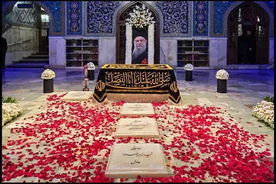 مرقد-رهبر-شهید-میزبان-مراسم-متفاوت-هفته-دفاع-مقدس-پیام-رهبر-انقلاب-این-بار-در-مشهد-قرائت-می-شود