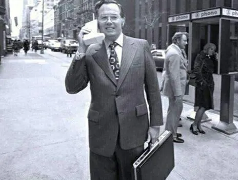 اولین تلفن همراه در سال 1973 +عکس