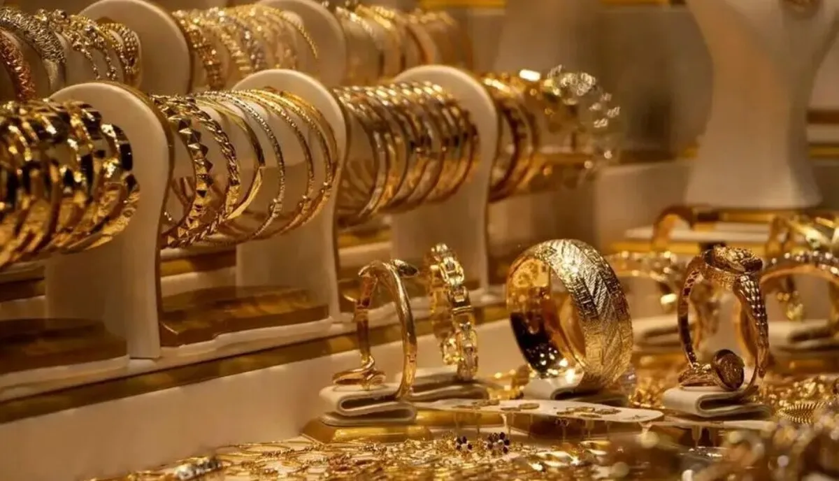اعلام قیمت طلا امروز شنبه ۵ مهر ۱۴۰۴ / قیمت طلا ۱۳ میلیون تومان را رد کرد