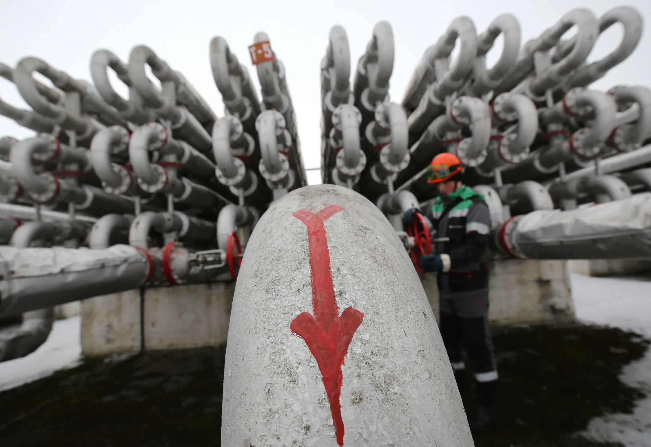 Oil Bulls Take Heart as OPEC Rekindles Hopes of Output Freeze