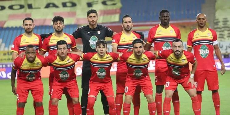 کاپ قهرمانی جام حذفی به فولاد اهدا شد