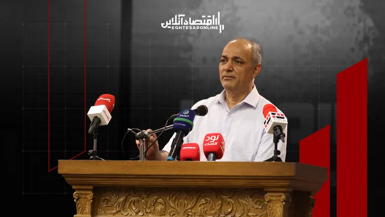 گروه‌هایی در داخل، حیات‌شان در ستیز است | جامعه باید آزاد باشد تا خشم تخلیه شود