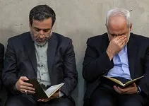 ظریف در مجلس ترحیم همکارش +عکس