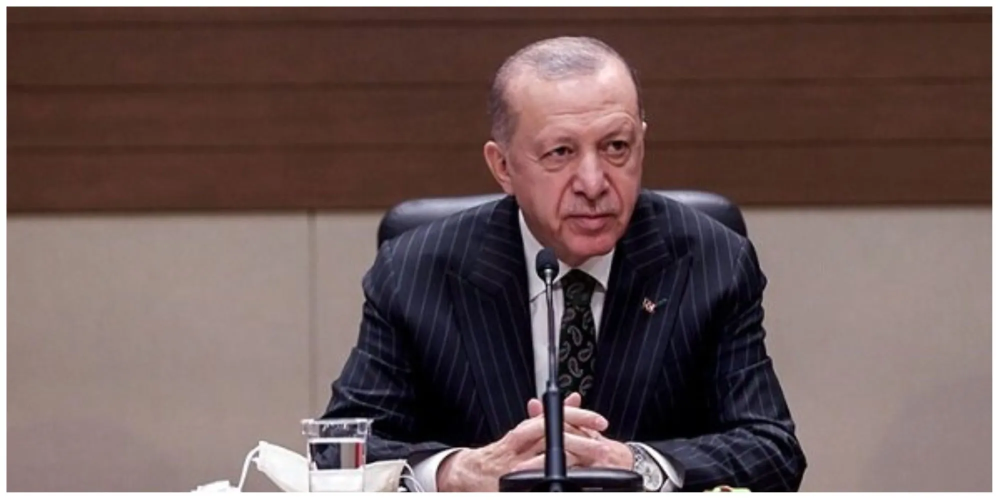 اردوغان حین مصاحبه زنده خوابید! + فیلم