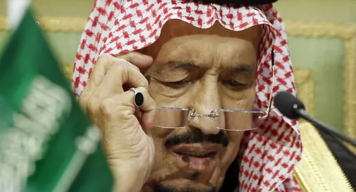 شاه عربستان ممنوعیت آمد و شد اعمال کرد