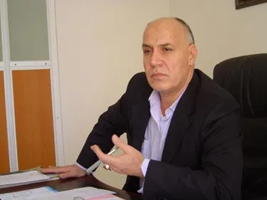 ایرج رهبر: قیمت مسکن در سال ۹۶ پَر می‌کشد!