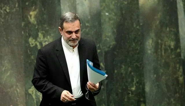 استیضاح وزیر آموزش و پرورش به هیئت رئیسه می‌رود