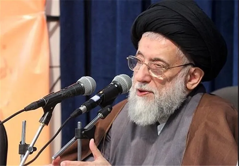 آیت‌الله شفیعی: اخذ وام‌های سوددار از بانک‌ها حرام است‌