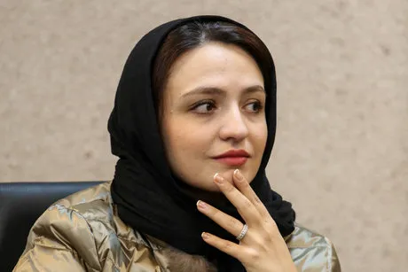 تسلیت گلاره عباسی به جواد عزتی + عکس