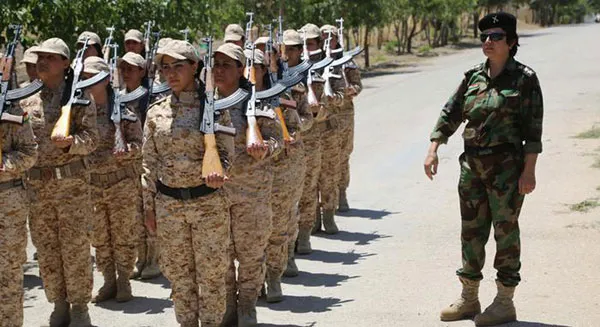 زنان کرد آماده نبرد با داعش +عکس