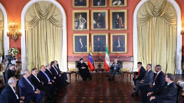 رییسی: تجربیات ایران در تبدیل تهدیدها به فرصت می‌تواند در ونزوئلا نیز مورد استفاده قرار گیرد