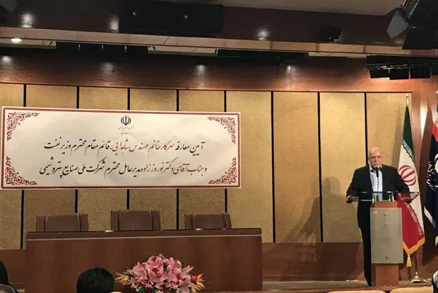 زنگنه: جوان‌گرایی به معنای کناره‌گیری افراد مسن نیست/ دنبال فردی جوان‌تر بودم