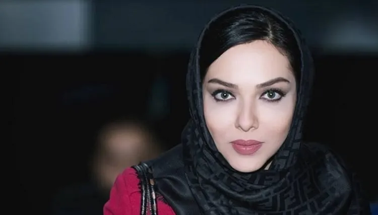 لیلا اوتادی هم شاعر شد!