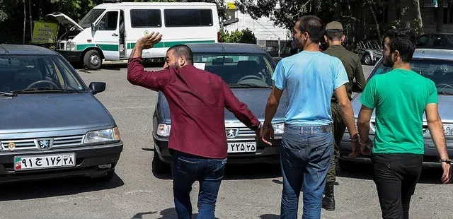 سرقت خودرو در ۳۰ ثانیه؛ از لکسوس تا پراید +عکس