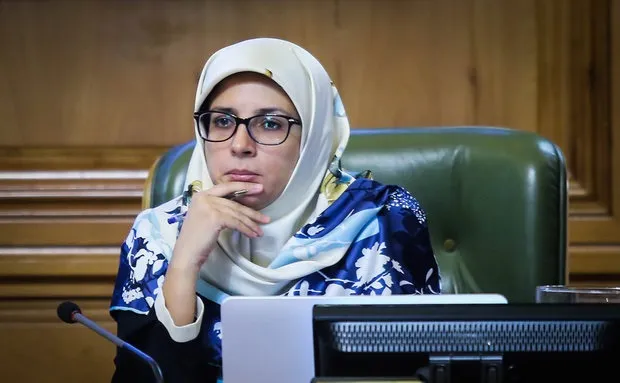 بهاره آروین از حضور در هیات رییسه شورا کناره‌گیری کرد