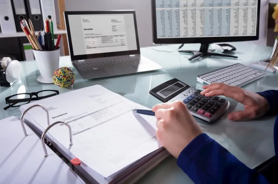 بررسی بازار کار و میزان حقوق حسابدار
