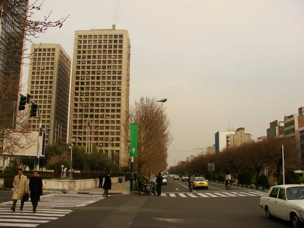 مزایا و معایب زندگی در بلوار کشاورز
