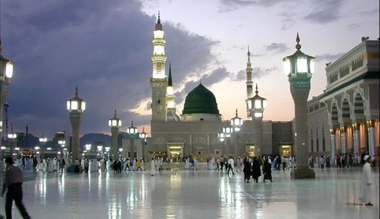 اولین سفر مقام رسمی ایران به مدینه + فیلم