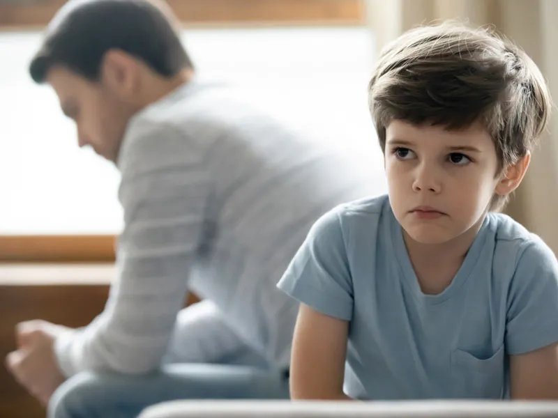 با ناراحتی فرزند چگونه برخورد کنیم؟