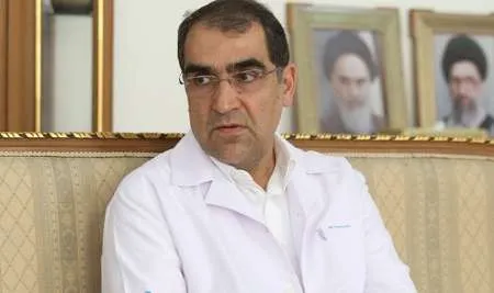 وزیر بهداشت در حال شستن ظرف +عکس