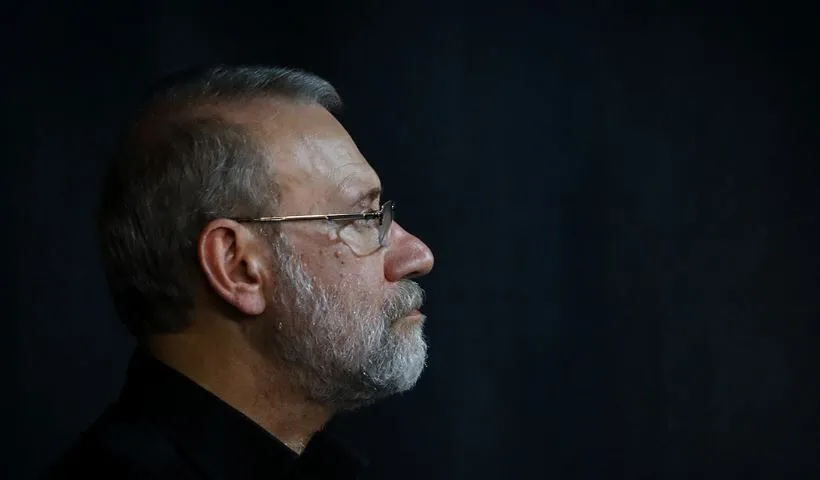 فوری / علی لاریجانی با حکم حکومتی به عرصه انتخابات برمی‌گردد؟