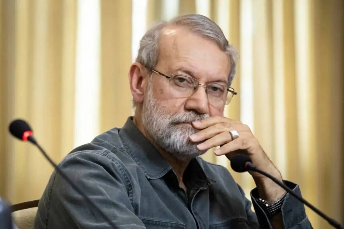 عکس مدرک تحصیلی شهید لاریجانی و پسرش وایرال شد