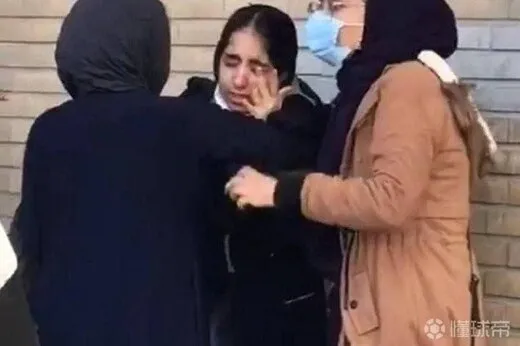 مصطفی معین: اوضاع مشهد نمونه ای خسارتبار از وضعیت دولت در دولت است!