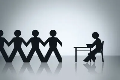 پول بدهید، استخدام نشوید!