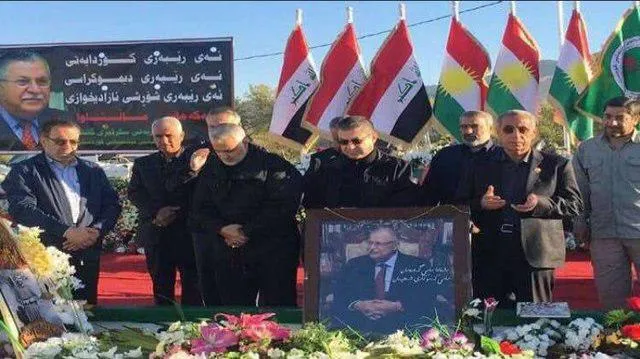 حضور سردار سلیمانی بر سر مزار جلال طالبانی +عکس