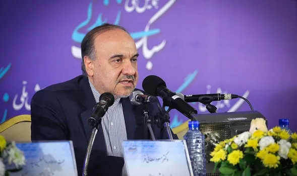 سلطانی فر: فدراسیون فوتبال به دعوای کی‌روش و برانکو خاتمه دهد