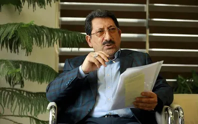 واکنش-اتابک-به-واگذاری-سهام-خودروسازان-باید-سیاست-های-تجاری-و-ارزی-همسو-شود