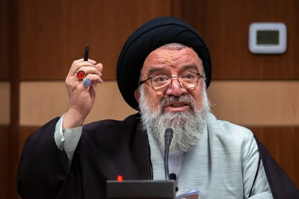احمد خاتمی: نخواهید توانست بی‌حجابی را عادی‌سازی کنید