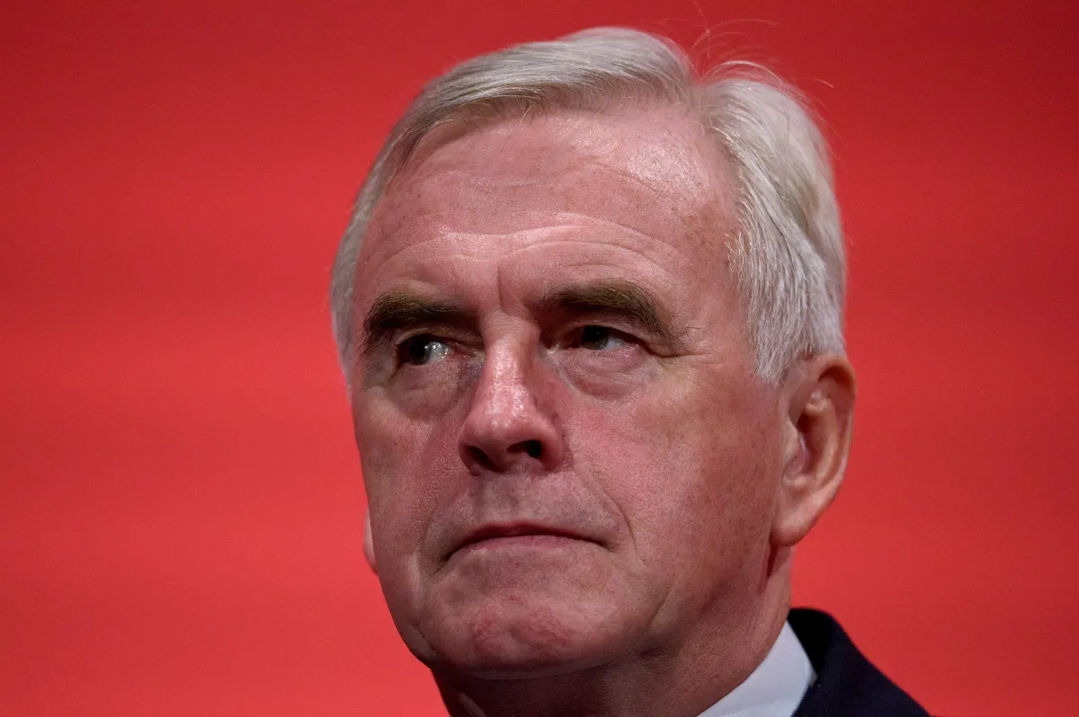 Labour Pledges Tax Hike for Richest as U.K. Campaign Resumes