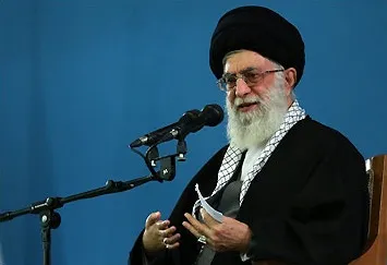 رهبرانقلاب: سازش بامستکبر به‌جایی نمی‌رسد