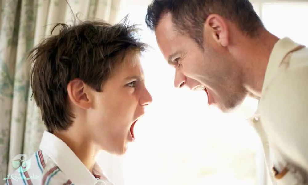 ۵ تکنیک برای آرام کردن نوجوان پرخاشگر