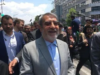 وزیر کشور: مردم همراه انقلاب و نظام باشند
