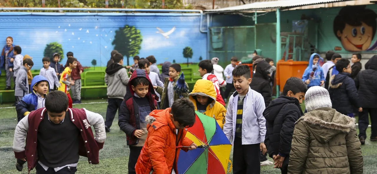 مدارس دانش‌آموزان بیمار را نمی‌پذیرند