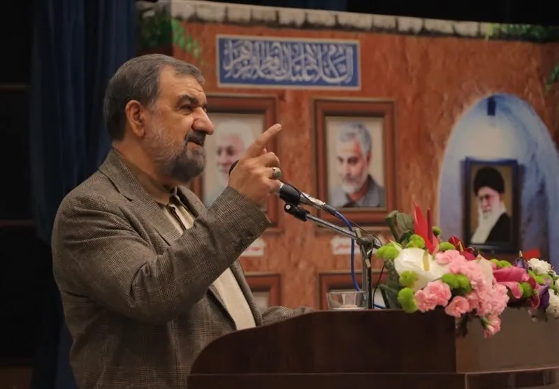 محسن رضایی: ناامنی برادر تحریم است چرا که باعث توقف فعالیت های اقتصادی و فرار سرمایه می شود