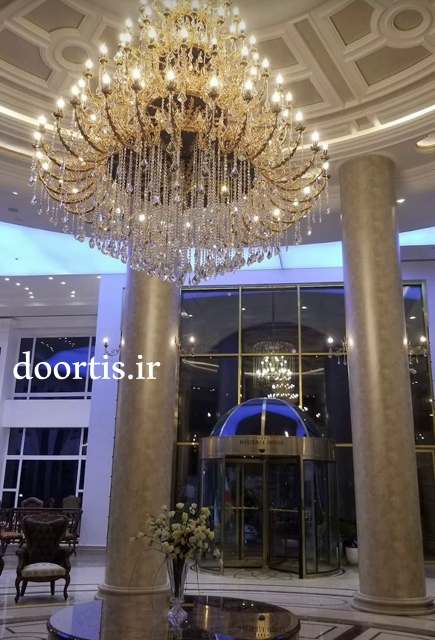 درب اتوماتیک کشویی شیشهای در ورودی هتل درب اتوماتیک کشویی شیشهای در ورودی هتل