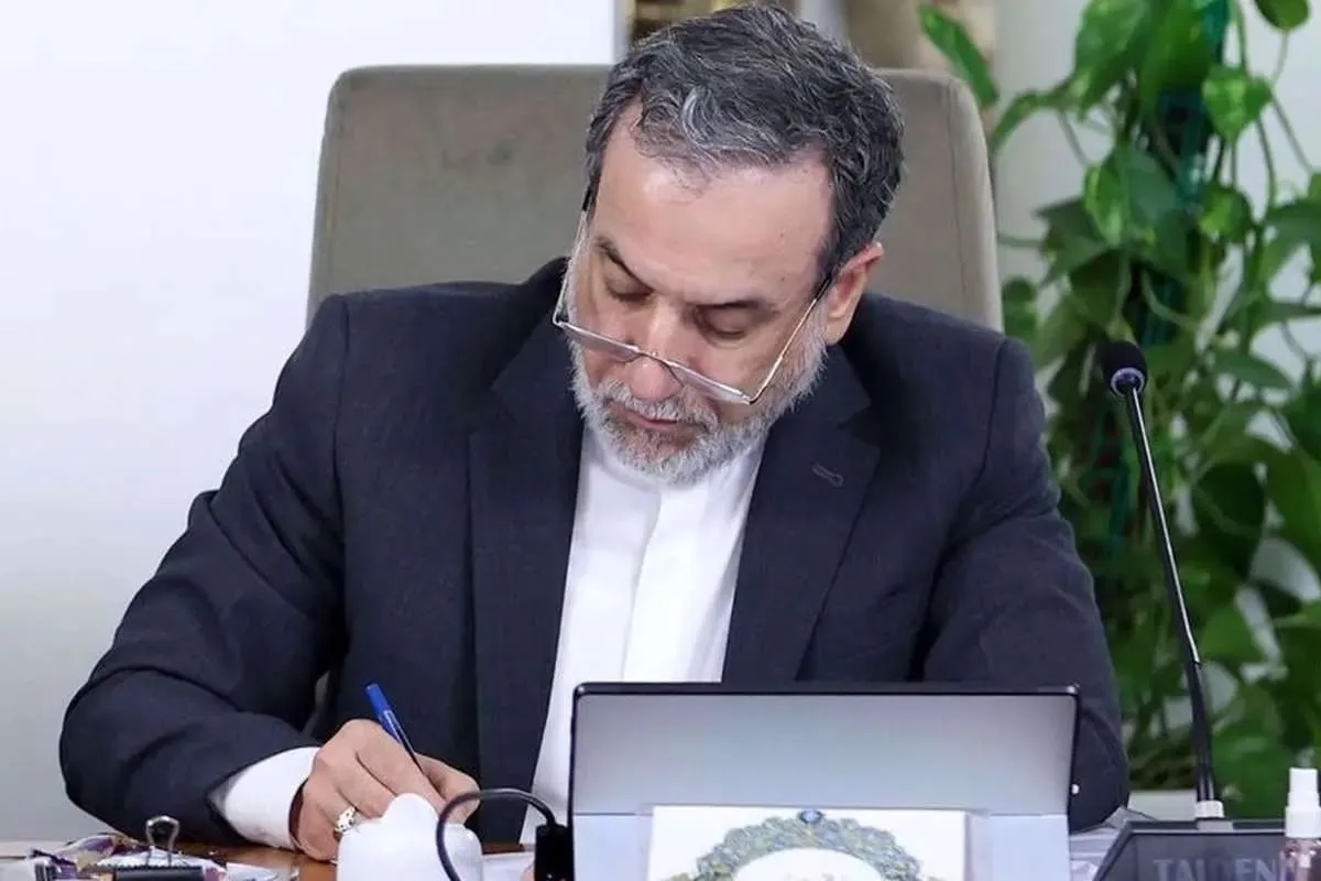 واکنش عراقچی به فرمان آزمایش سلاح هسته‌ای توسط ترامپ+ عکس