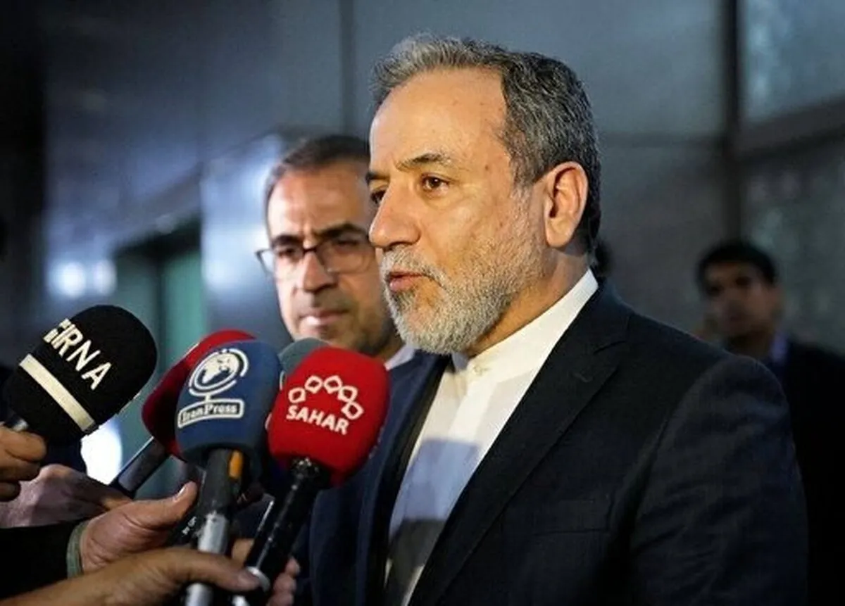 Iran FM warns US not to engage in Israeli war on Iran